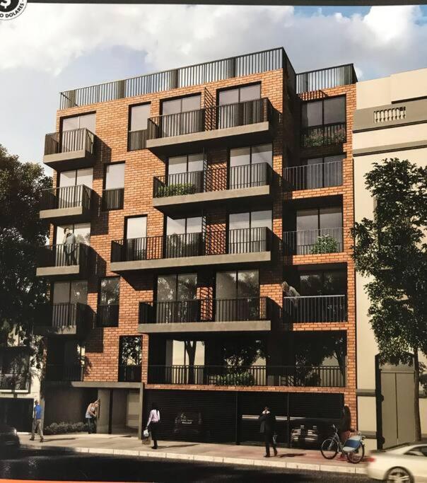 Suite In San Telmo Dormitorio En Suite Con Dos Banos Y Balcon A La Calle Ciudad Autónoma de Ciudad Autónoma de Buenos Aires Exterior foto