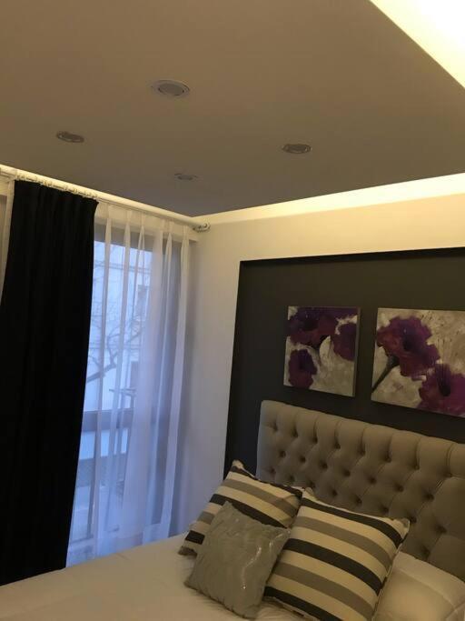 Suite In San Telmo Dormitorio En Suite Con Dos Banos Y Balcon A La Calle Ciudad Autónoma de Ciudad Autónoma de Buenos Aires Exterior foto