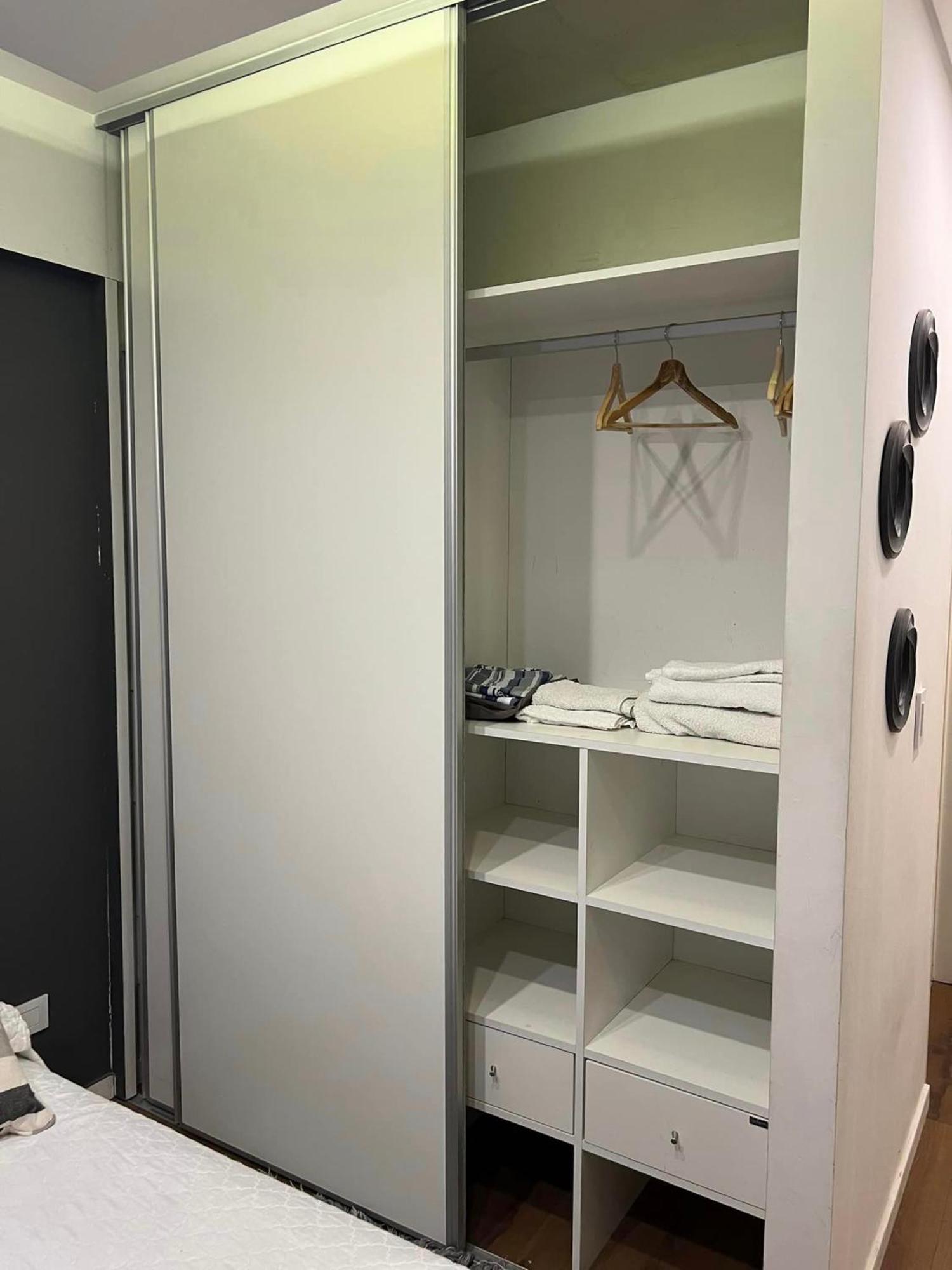 Suite In San Telmo Dormitorio En Suite Con Dos Banos Y Balcon A La Calle Ciudad Autónoma de Ciudad Autónoma de Buenos Aires Exterior foto