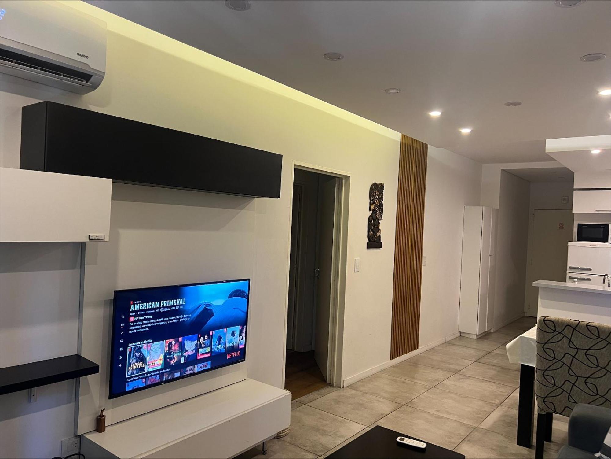 Suite In San Telmo Dormitorio En Suite Con Dos Banos Y Balcon A La Calle Ciudad Autónoma de Ciudad Autónoma de Buenos Aires Exterior foto